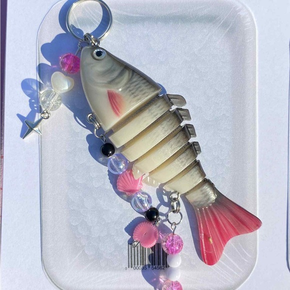 Colorful Fish Keychain Set - Picture 13 of 15